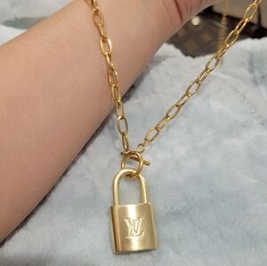 💯 Authentic Louis Vuitton Padlock and Key Gold Brass